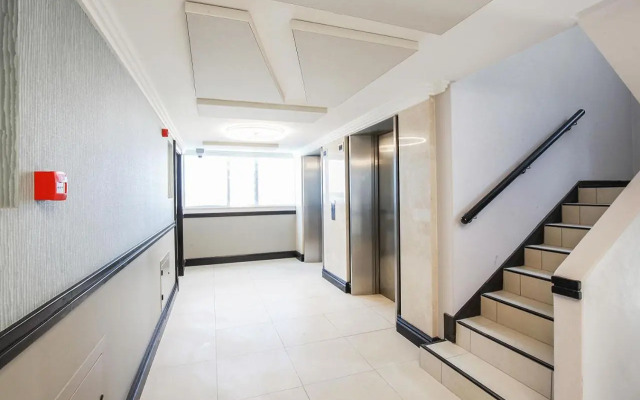 The Blue Waters Hotel