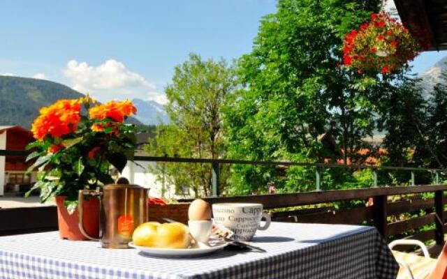 "0" Sterne Hotel Weisses Rossl In Leutasch/tirol