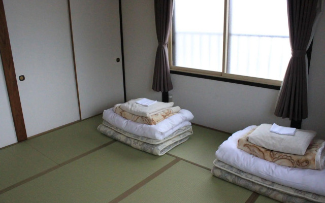 Guesthouse Hakodate Crossroad