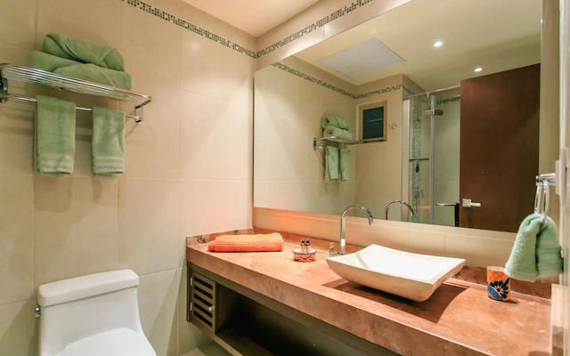 Condos Perfectly Situated Between the Beach & Tulum Town by Stella Rentals