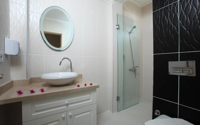 Summer in Garden Suites & Beach Hotel