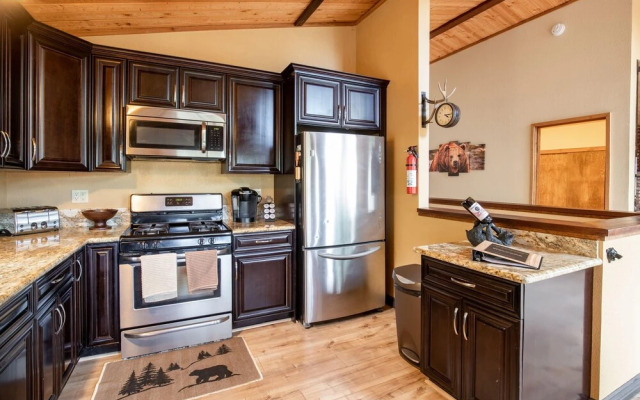 Chateau Milagro - 1104 by Big Bear Vacations