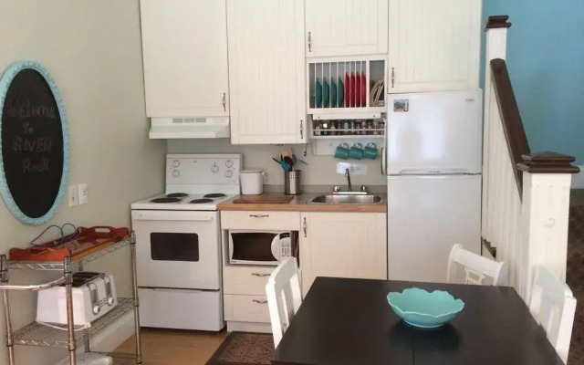 River Rock Cottage Rental