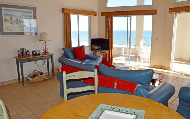 Playa Romantica by RedAwning