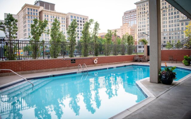 Crowne Plaza Hotel Dayton