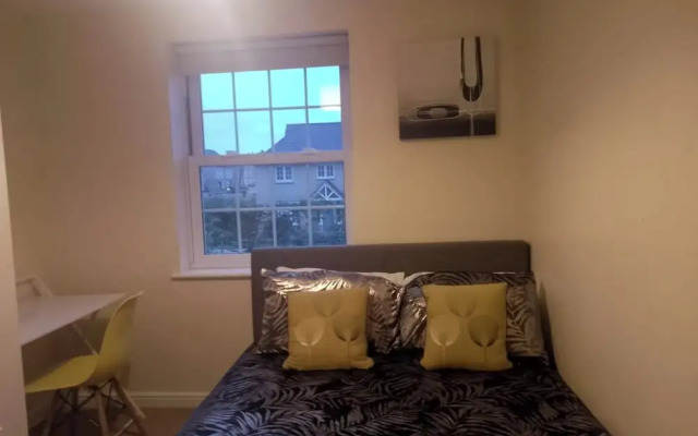 Tranquil Retreat in Ely City Center