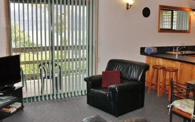 Freycinet Cottage 1