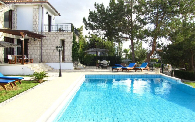 Webooking Knossos Villa