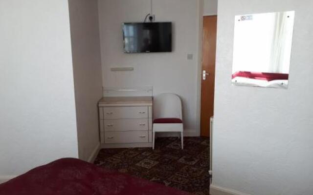 OYO Delton Hotel Blackpool Pleasure Beach