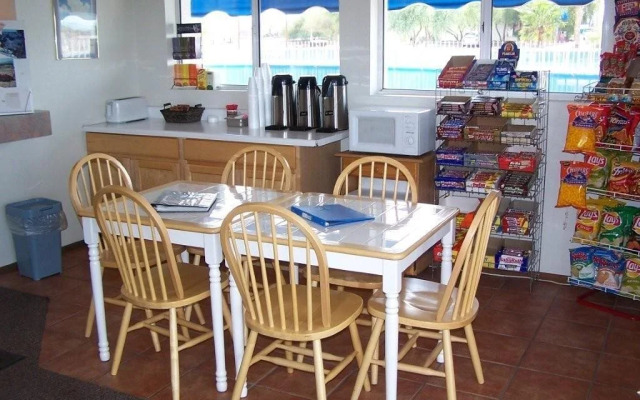 Americas Choice Inn And Suites