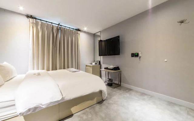 Chocolate Hotel Yeongdeungpo