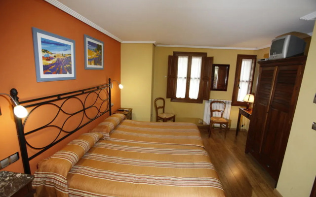 Hostal Rey Pedro I