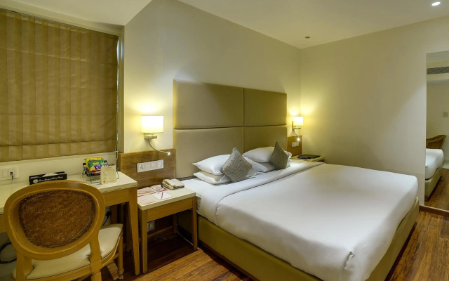 Ramee Guestline Hotel Khar – Guest Rooms – Mumbai