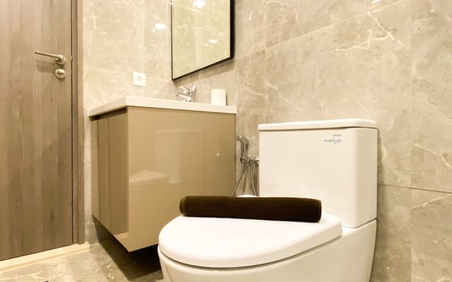 Elegant And Comfortable 1Br Apartment Arumaya Residence