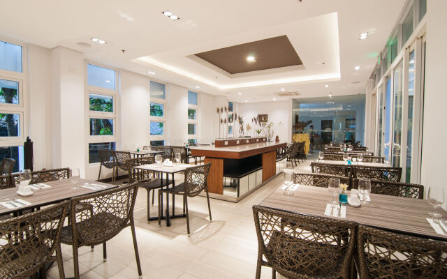 Boracay Haven Suites