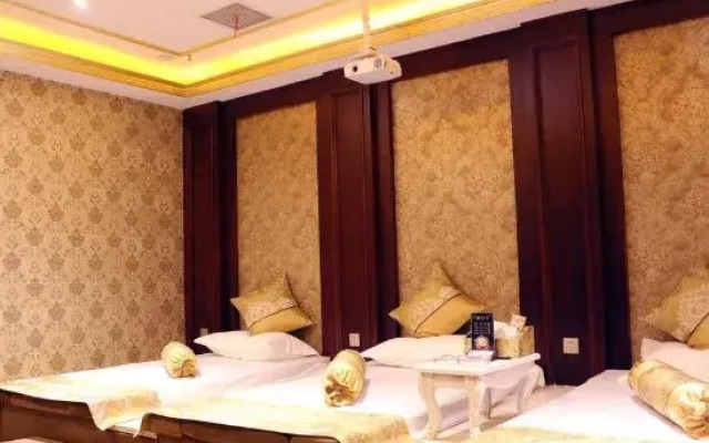 Jinshi Longmuwan Hot Spring Hotel