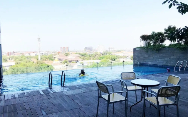 Compact Studio Room at Tamansari Papilio Apartment