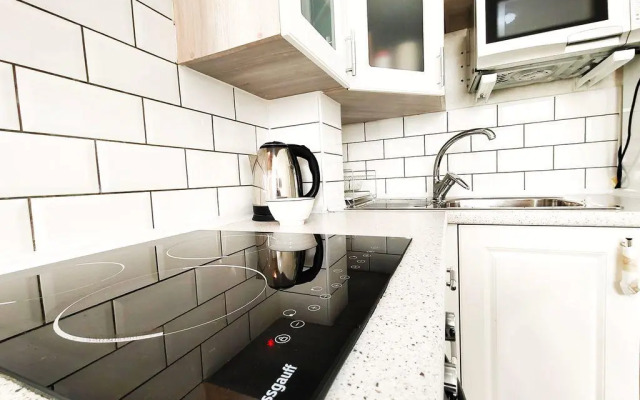 Глобус сеть апартаментов на улице Производственная 8 корпус 1