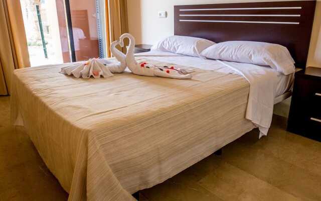 Apartamentos Turisticos Parque Tropical
