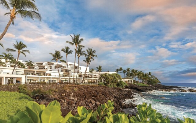 Royal Sea Cliff Condo
