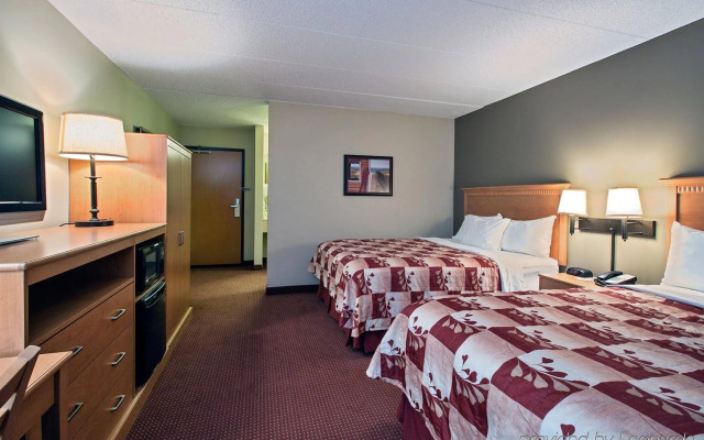 AmeriVu Inn & Suites - Waconia
