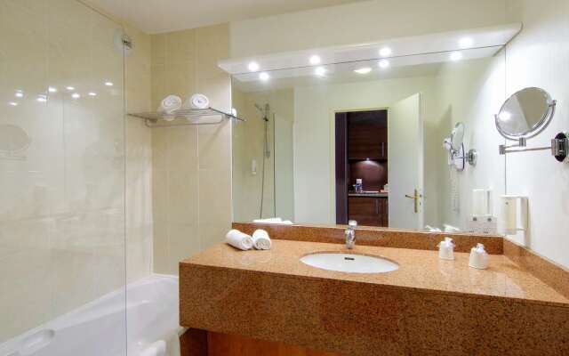 CERISE Bordeaux Mérignac Aéroport