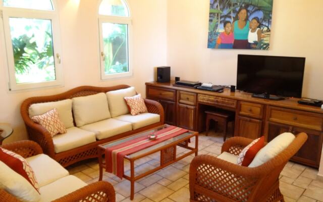 Casa Rana by Las Palmas