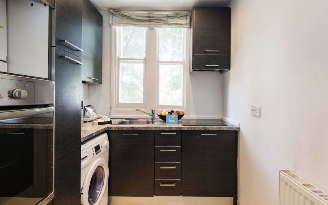 The Chelsea Cathcart Lodge - PC01