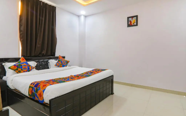 Fabhotel Ananda Inn