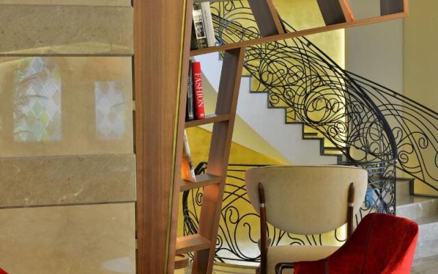 Warwick Ankara