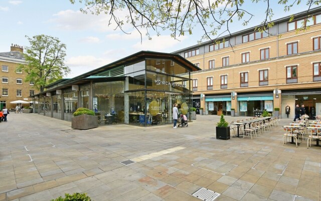 Lovely Apartment in London near Markham Square