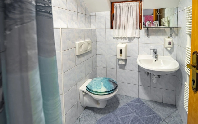 Slovenian Traditional Guesthouse