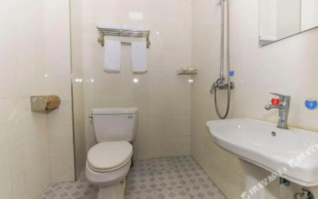Yingtan Cuilin Hotel