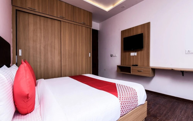OYO Flagship 16044 Hotel 35th Avenue Sector 18