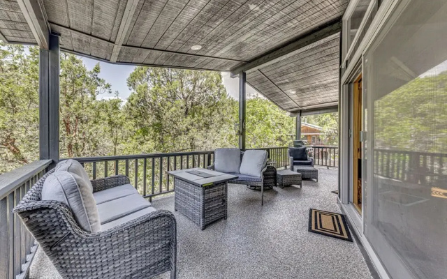 18 Mi to Ski Apache - Ruidoso Home Fit for Family!