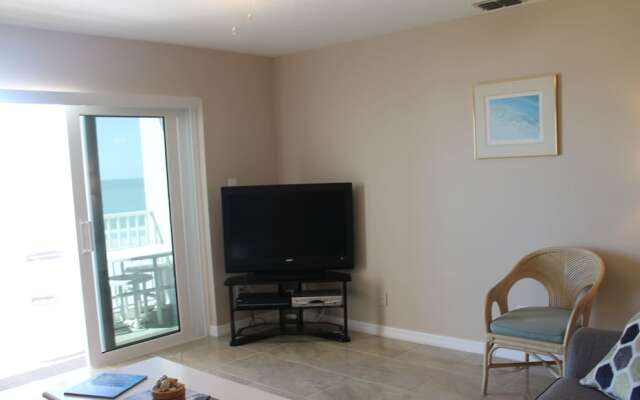 Sea Breeze 303 Apartment
