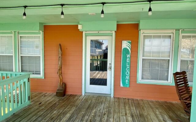 Smile N Wave 3 Bedroom Home by Redawning