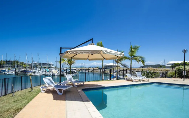 Beachside Apartment 13