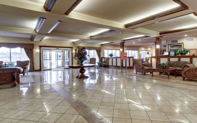 Clarion Suites Vidalia Riverfront