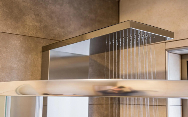 INDIGO BLUE Seaside Deluxe Apartments