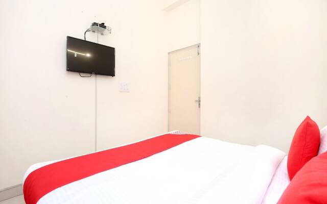 OYO 16695 Hotel Sun View