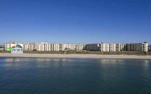 Summer Winds 231-b 3 Bedroom Condo by RedAwning