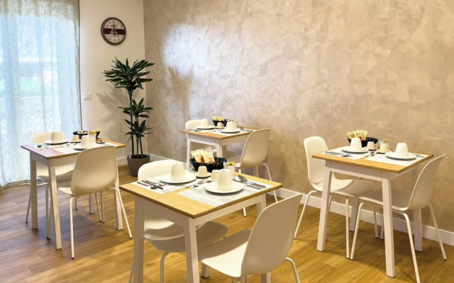 ISOLA 1.6.3 Guest House