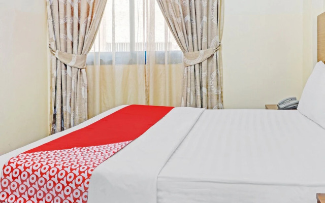 OYO 793 Al Arraf Hotel