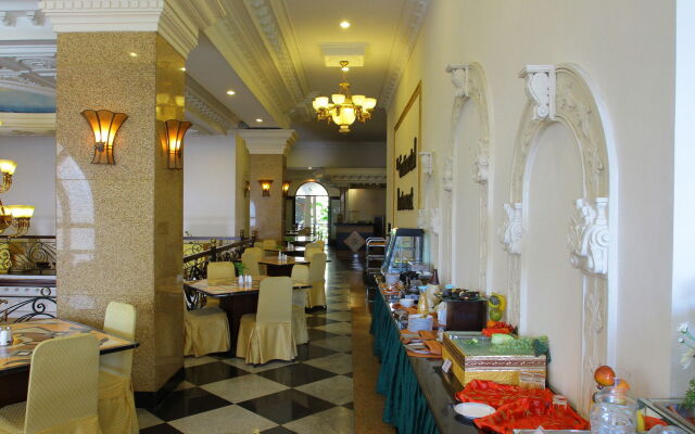The Grand Palace Hotel Malang