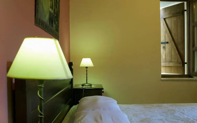 Petronikolis Traditional House