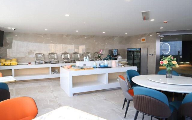 VX Hotel Jiangsu Taizhou Xinghua RT-Mart