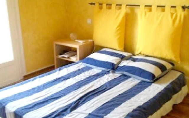 Holiday home Route de Saint-Saturnin