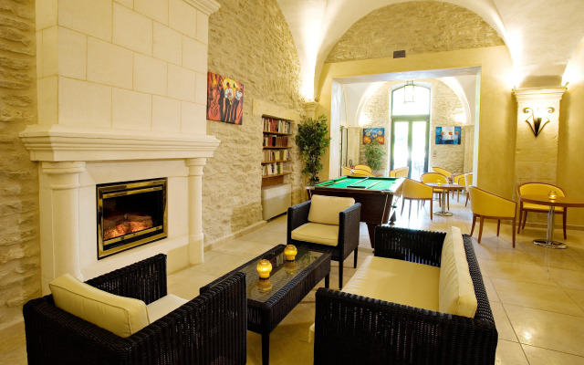 Hotellerie Notre Dame de Lumieres