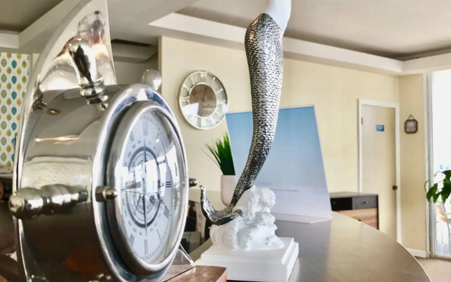 Hotel Cabana Oceanfront/ Boardwalk